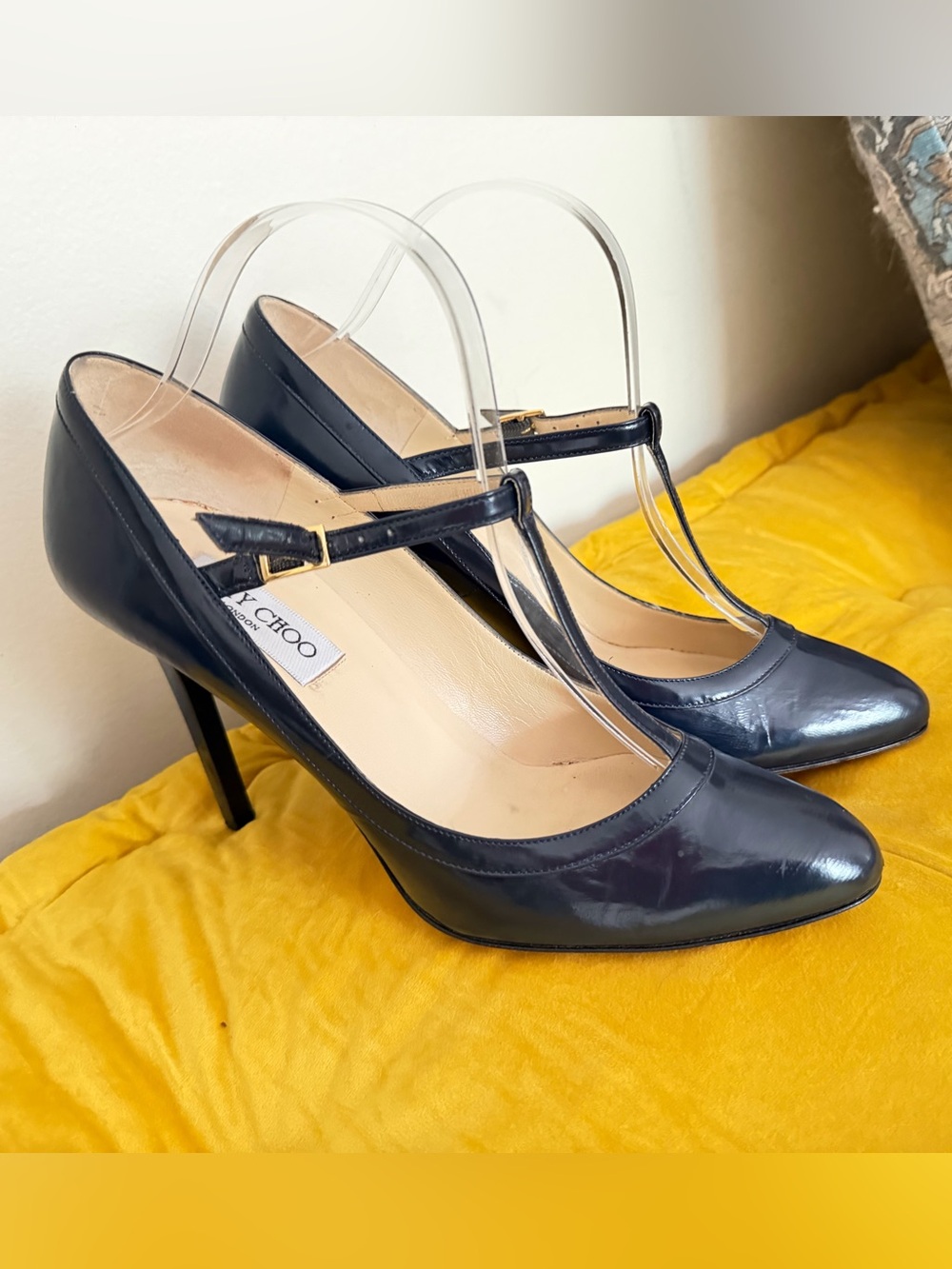 Jimmy Choo Navy Patent T-Strap Pumps | Size 8
